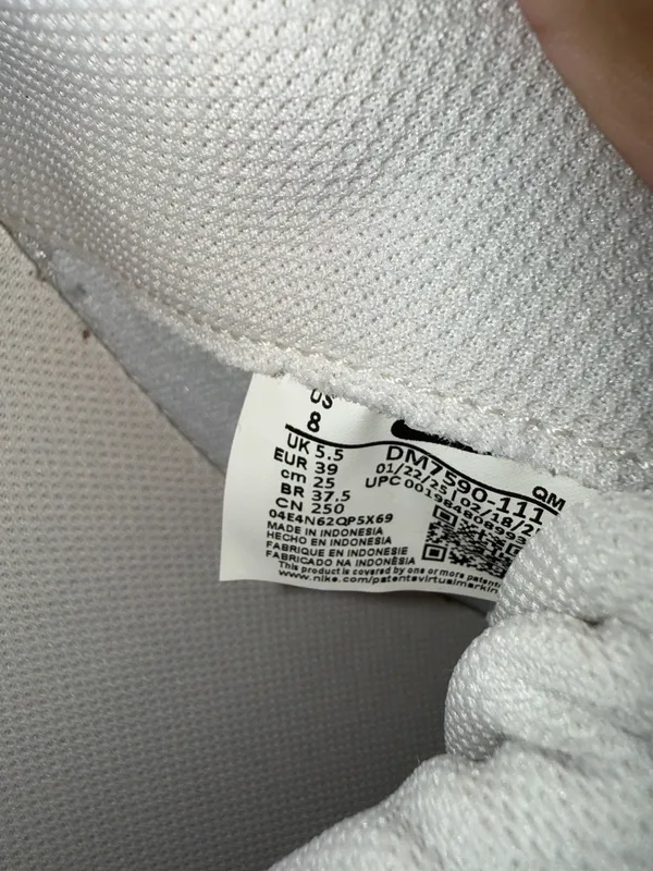 Nike Shoes - Image 5