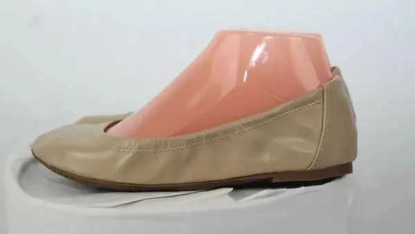 ladies TIME and TRU Memory Foam flats size 6 - Image 4