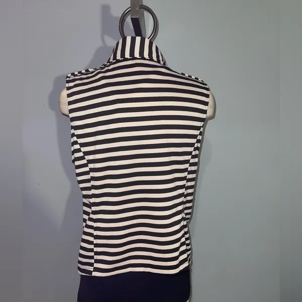 Xhilaration Vest Womens Size large Sleeveless W/ Zipper Striped cream black top - Image 5