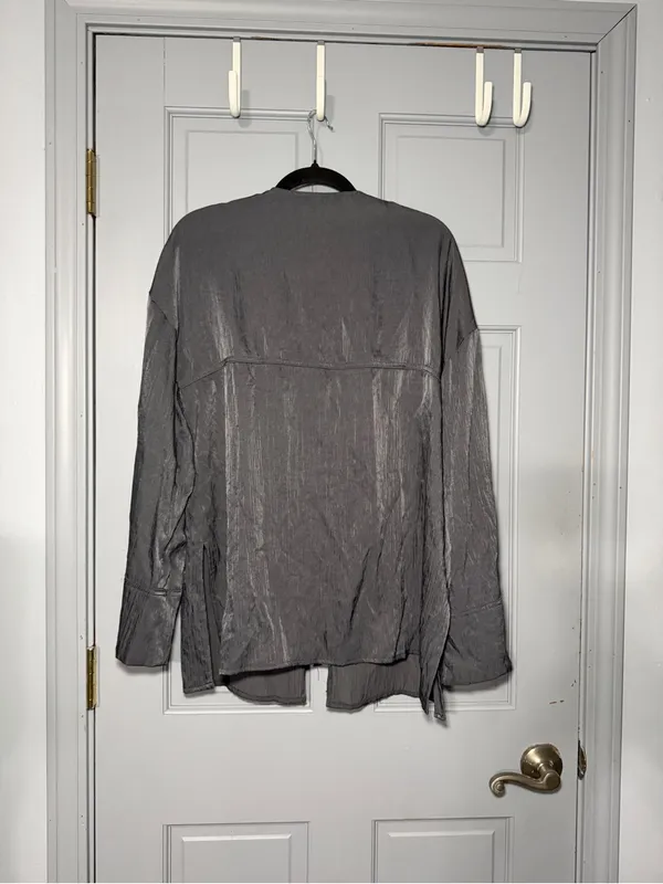 Zara Silver-Gray Tie-Front Kimono Top - Image 3