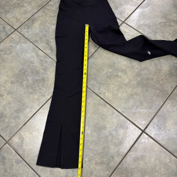 ALO YOGA Black High-Waist Flutter Legging XS Front Split Bootcut Outdoor Casual - Image 11