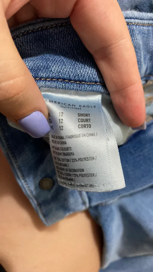 American Eagle Jeans - Image 3