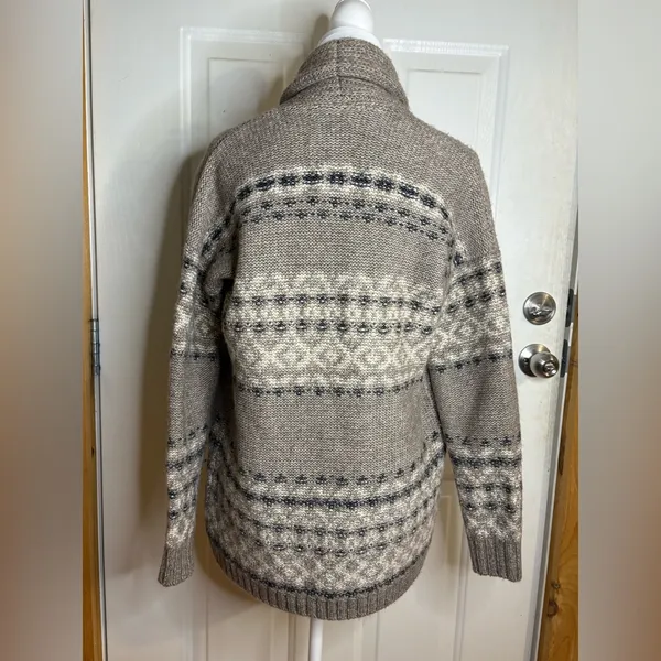 Abercrombie & Fitch Fairisle Tan, Blue and Cream Cardigan Size S - Image 5