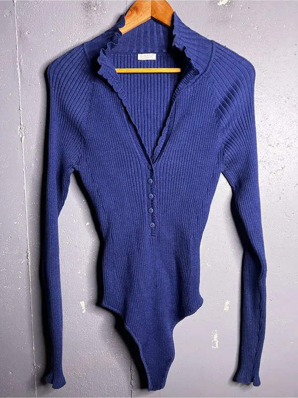 FREE PEOPLE Ready For It Bodysuit in Blue. Size Large - Image 2