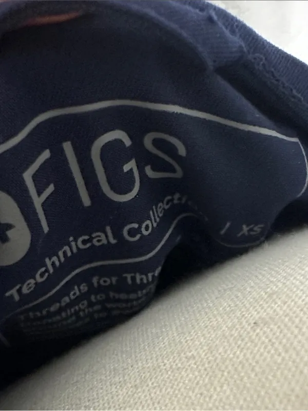 Figs Women’s Navy V-Neck Medical Top - Image 2