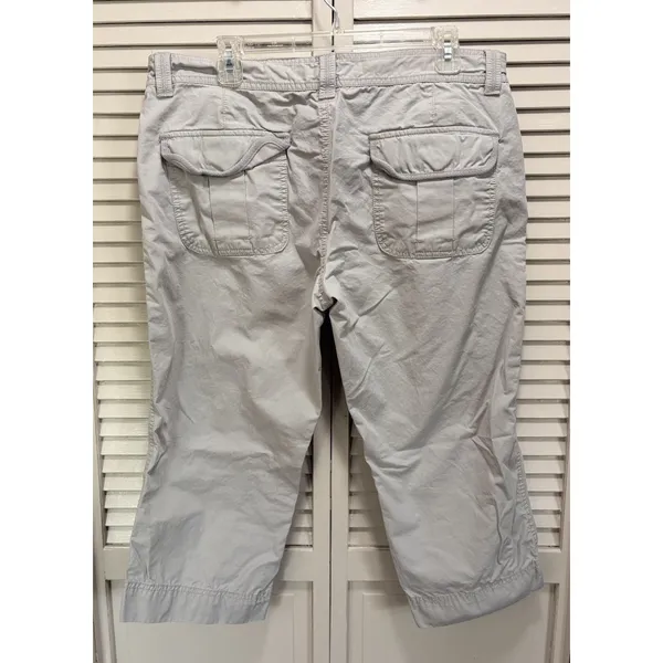 Old‎ Navy Khaki Tan Capri Pants Size 14 Mid Rise Pockets Zip Cotton - Image 3