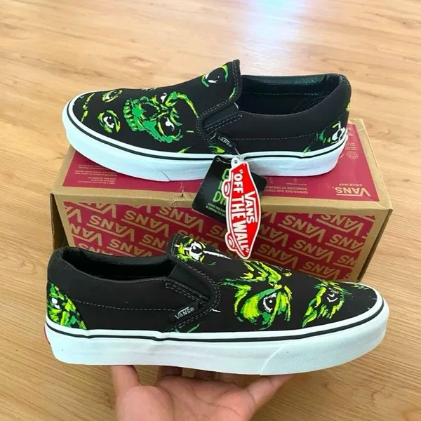Vans Classic Slip-On 'Eyes In The Dark' Women 8.0 US - Image 6