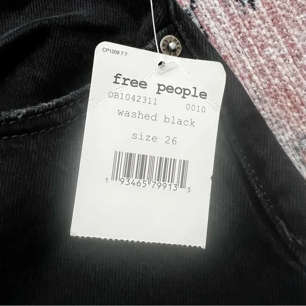Free People We The Free‎ Maggie Jeans NWT Midrise Straight Size 26 Washed Black - Image 5