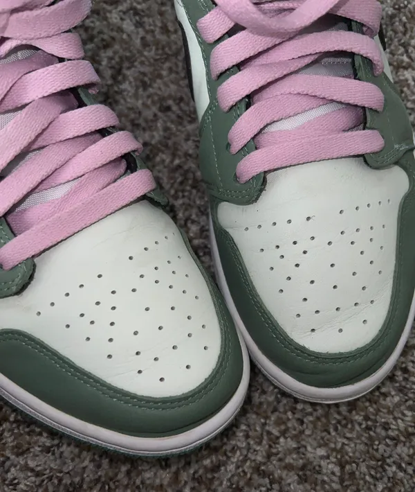 Jordan 1 Dutch Green Mids - Image 2