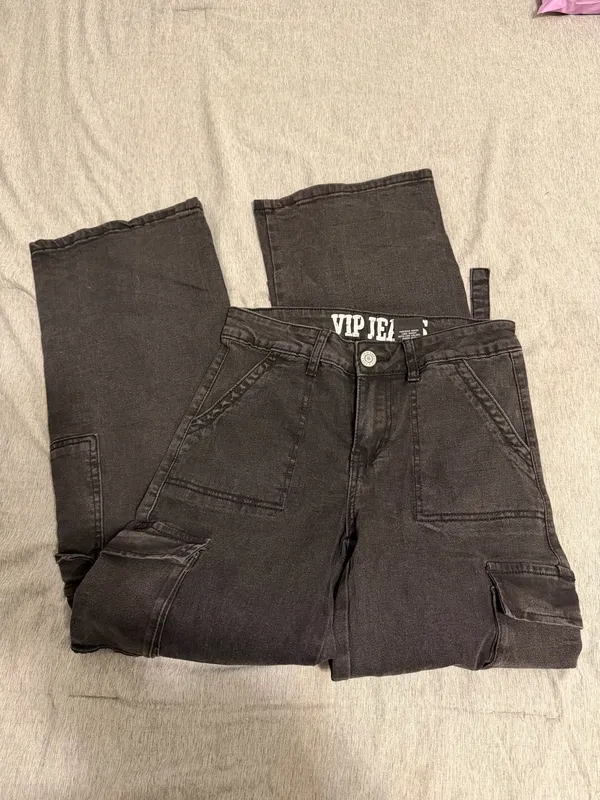 Black cargo jeans Size 26 - Image 2