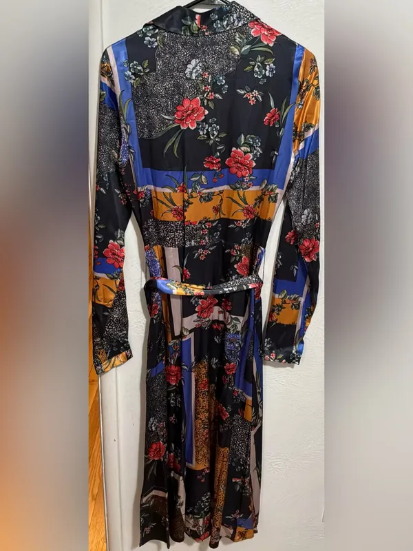 #60 NWT Long Tall Sally Satin Tie Waist Shirt Multicolor Dress Size 6 - Image 2