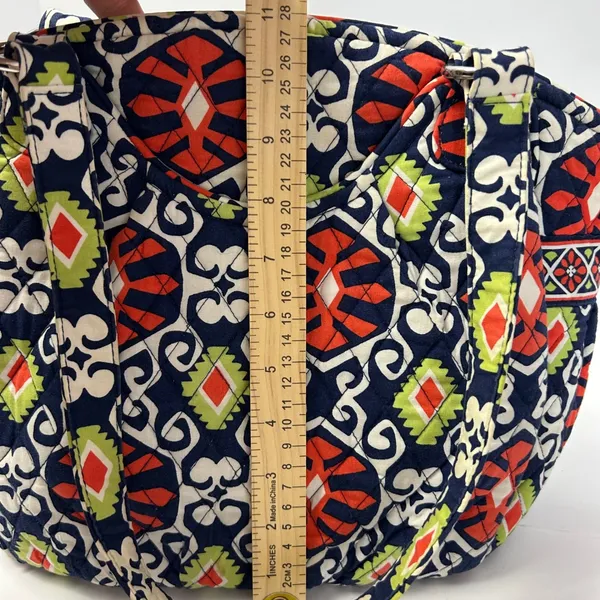 Vera Bradley Sierra Quilted Cotton Shoulder Bag Navy Red‎ Geometric Tote - Image 4