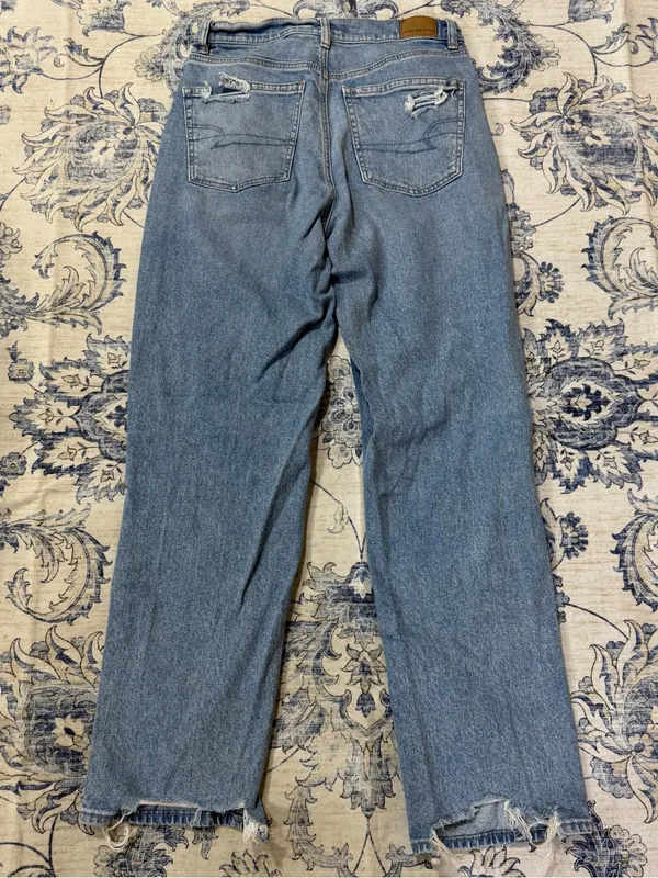 American Eagle Highest Rise Baggy Straight Jeans - Image 3