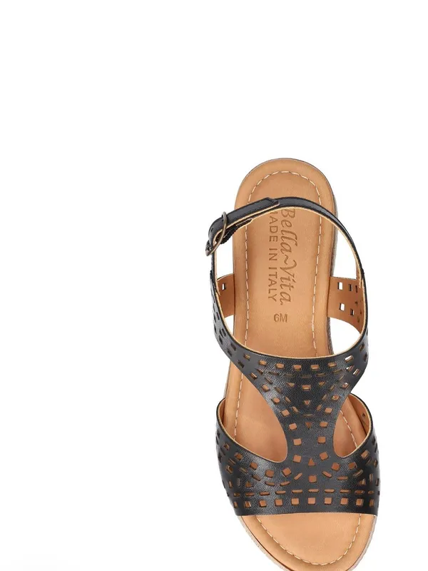 Bella Vita women’s Ann-Italy black Perforated Wedge Sandals shoes 8 extra wide - Image 5