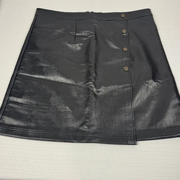 Black Faux Leather A Line Wrap Around Appearance Skirt‎ Plus Size 3XL - Image 2