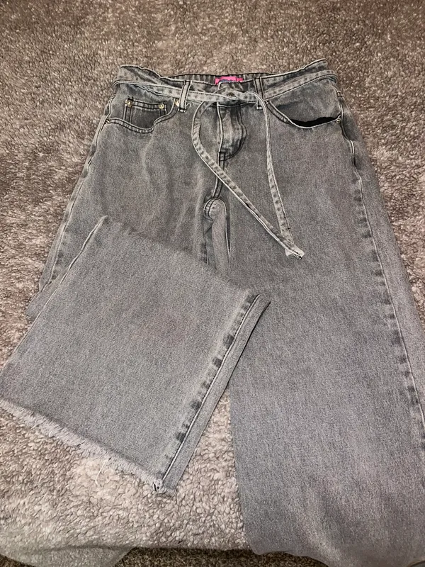 Edikted Jeans - Image 2