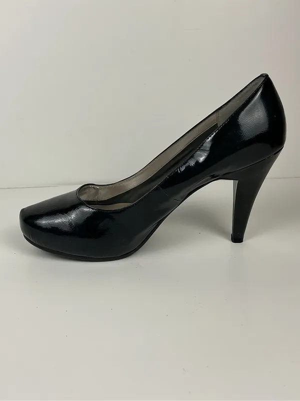 Black Patent High Heel Pumps Size 8 Dress Shoes Me Too 4 inch heel - Image 5