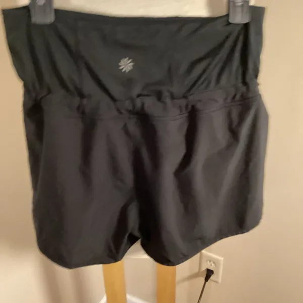 Athleta Women's Black High-Waist Drawstring Hiking Shorts - Image 3