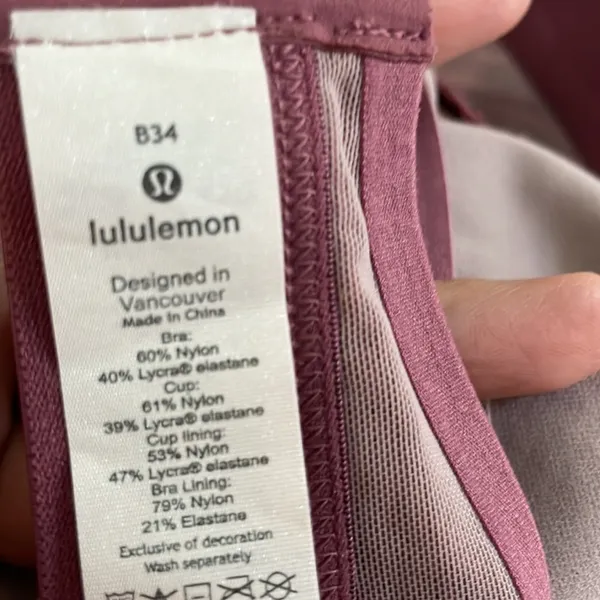 Lululemon Awake To Lace Bra 34B lot Plumful/smoky blush and black/nude - Image 5