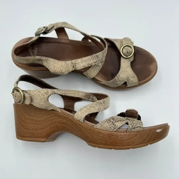 Dansko Comfort Sandals Ankle Strap Snakeskin Beige Leather Size 40 - US 9.5 - Image 3
