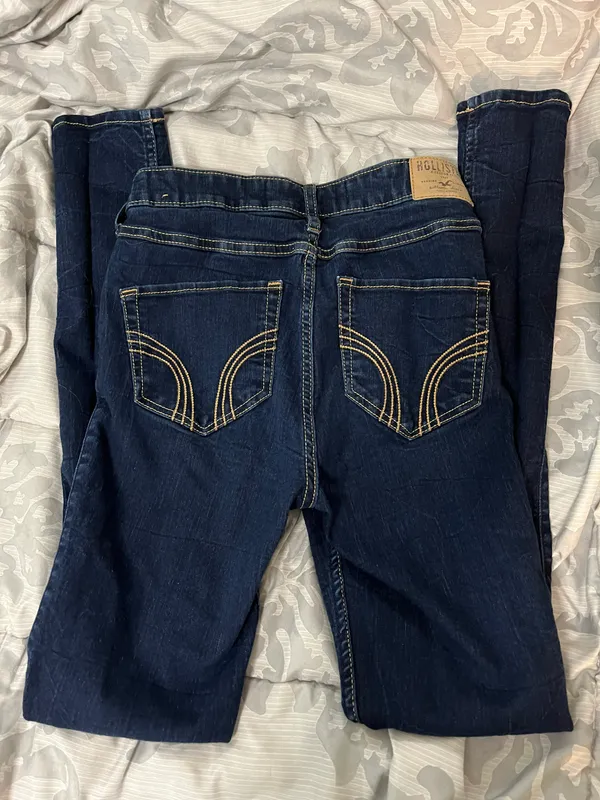 Hollister Super Skinny Jeans - Image 2