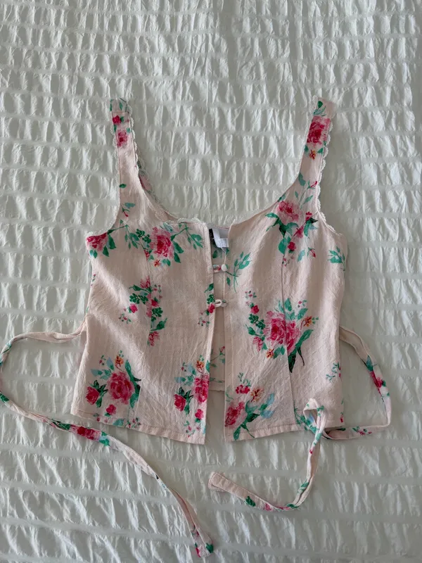Sky to Moon Floral Tank - Image 2
