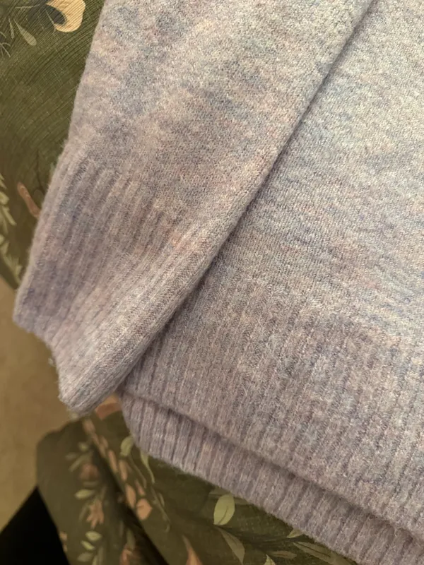 Old Navy Lavender Crewneck Sweater - Image 4
