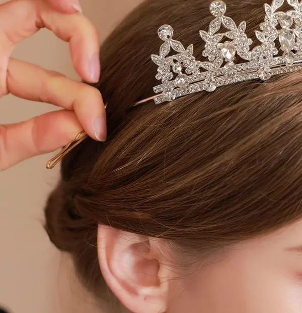 Kamirola Royal Crystal Tiara for Queens and Princesses, Bridal Crown - Image 4