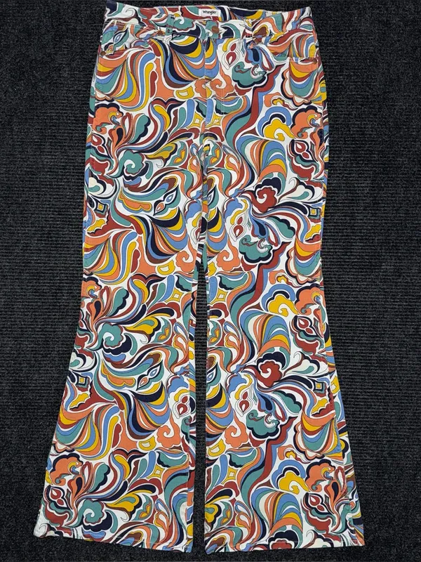 Free People x Wrangler Women’s Latigo Printed High Rise Flare Jeans Sz 32 x 34 - Image 2