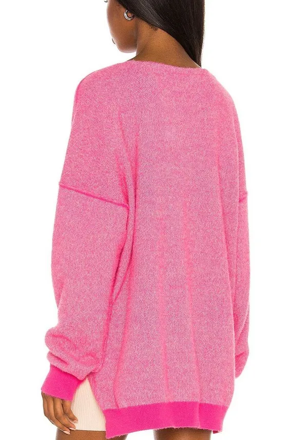 Hot pink sweater - Image 2