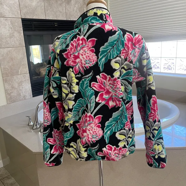 Patagonia Synchilla Snap-T Floral Fleece Pullover Mondays Black size sm Womens - Image 2