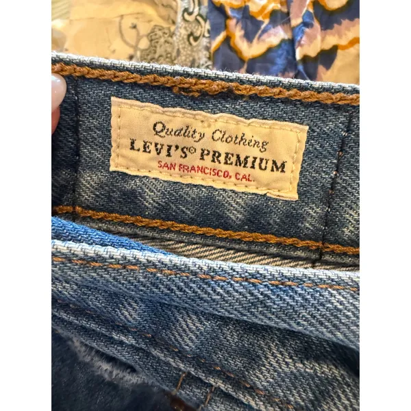 Levis Wedgie Straight Jeans Women 25 Blue Denim High Rise Button Fly Streetwear - Image 8