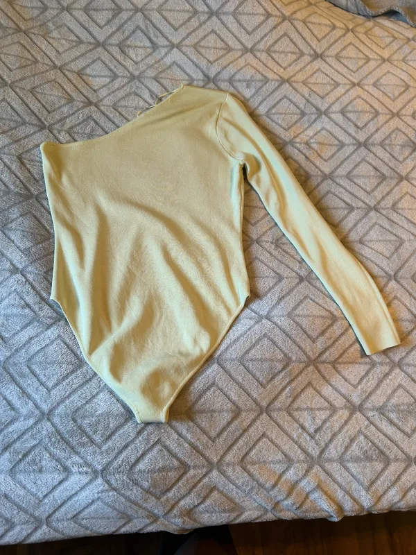 ZARA Light Green One-Shoulder Top - Image 2