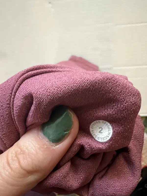 Lululemon Crossover 28” Leggings size 2 - Image 4
