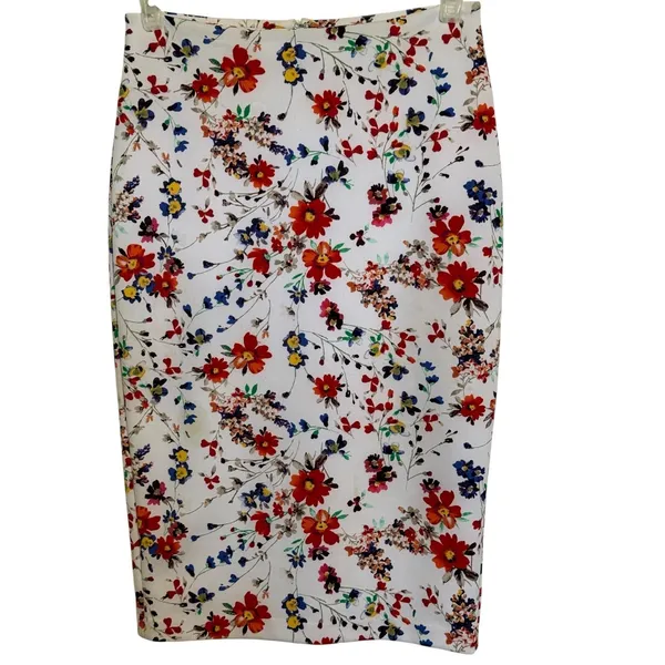 EXPRESS‎ Floral High Waisted White Red Blue Pencil Skirt Size 6 - Image 2
