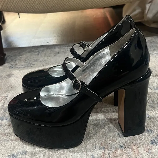 FINAL PRICE Mix No. 6 Shiny Black Heels - Image 4