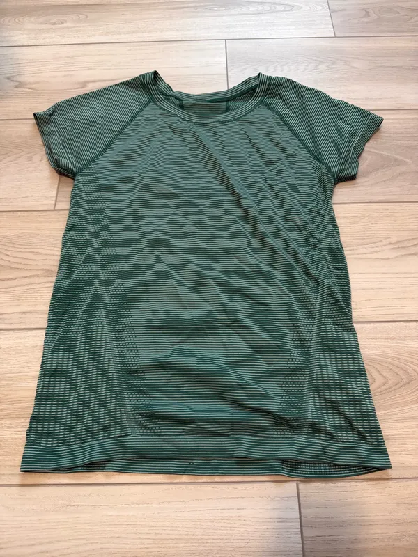 Athleta Momentum Seamless Tee - Image 2