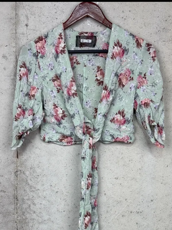 Reformation Mint Floral Tie-Front Blouse sz 4 - Image 2