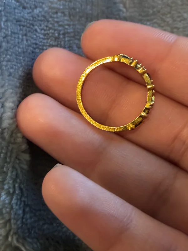 Beautiful Vintage-Style Gold Filigree Wedding Band Piece - Image 4