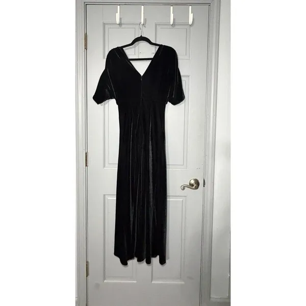 Chelsea 28 Velvet Dress Womens XS Black V Neck Short Sleeve NWOT - Image 3