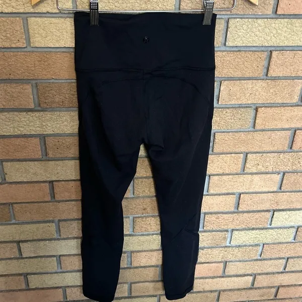 Lululemon Athletica High Rise Mesh Leggings Women's Black Athletic Size 4 - Image 3