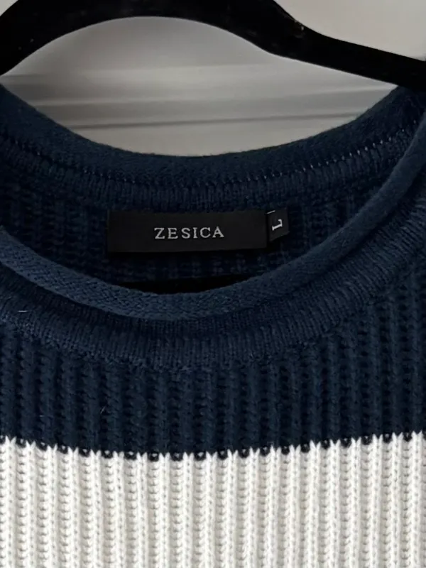 Zesica Amazon Sweater - Image 3