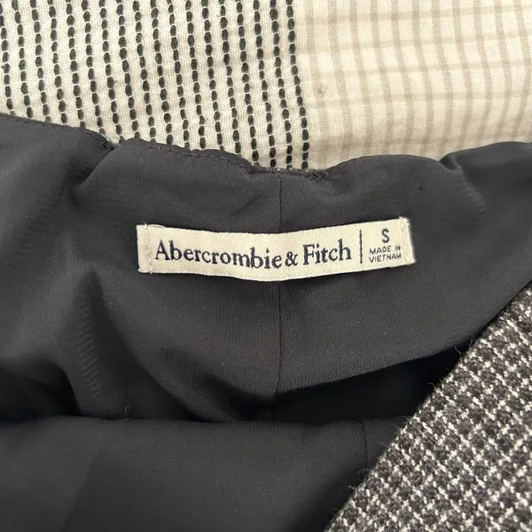 Abercrombie & Fitch Plaid Skirt Size Small - Image 2