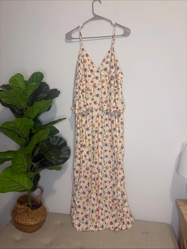 Cream Floral Peplum Maxi Dress with Spaghetti Straps - Image 5