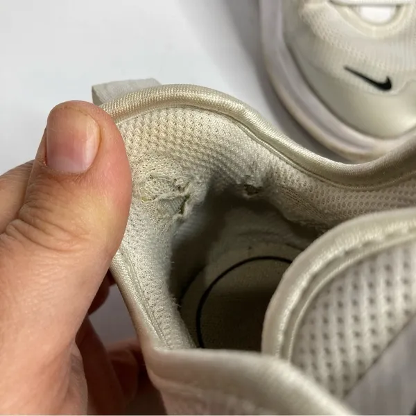 Nike Air Max Axis sneakers‎ white size 6 - Image 4