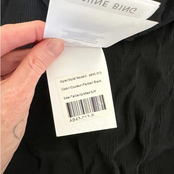 Anine Bing - Mock Neck Sleeveless Top in Black - Image 3