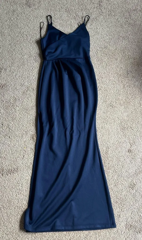 Showpo Navy Formal Dress - Image 2