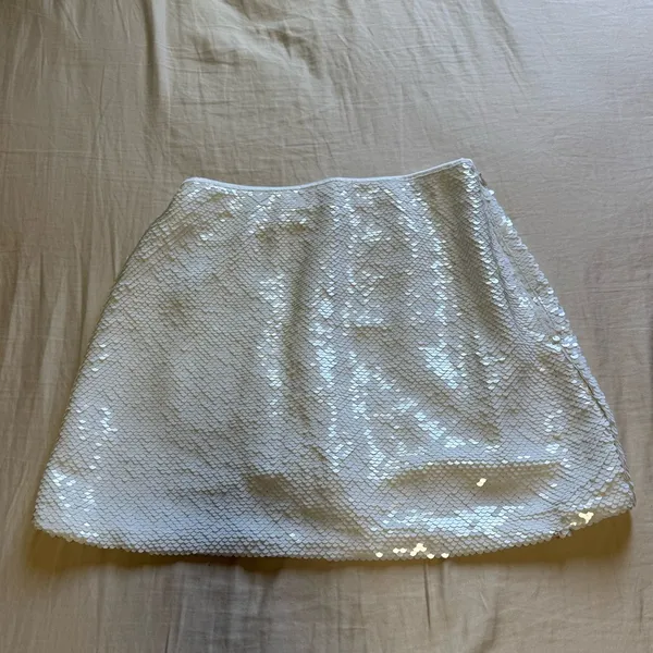 Abercrombie & Fitch’s Sequin Mini Skort - Image 2