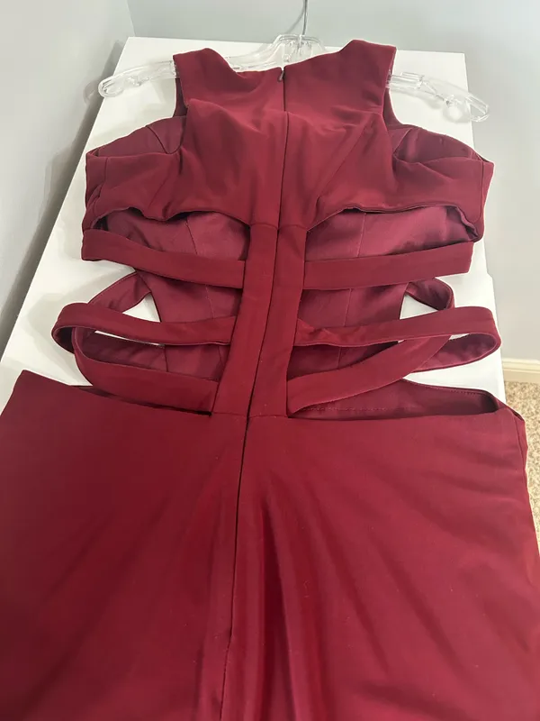 Faviana Burgundy Cut Out Dress - Image 5
