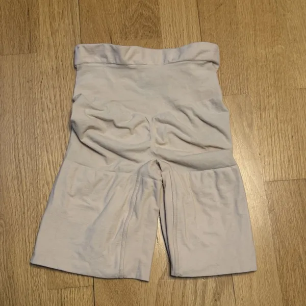 SPANX Power Shorts Beige M GUC Shapewear High Waisted Compression Tummy Control - Image 3